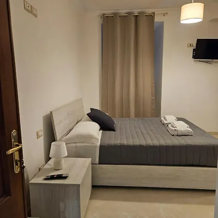 Be Your - Stendardi's House Apartman *