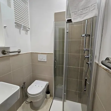 Be Your - Stendardi's House Apartman