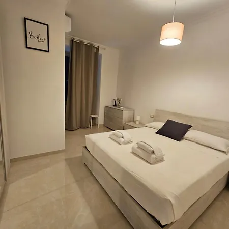 Be Your - Stendardi's House Daire Roma