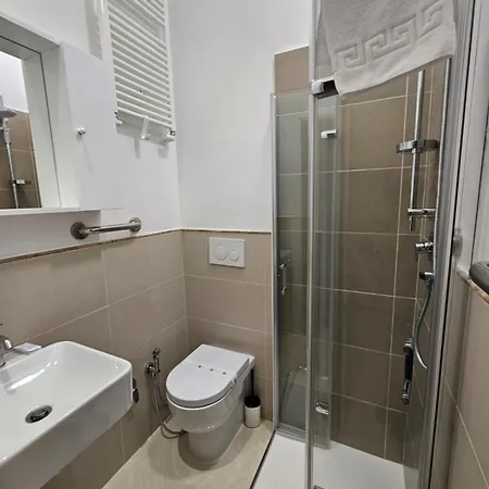 Be Your - Stendardi's House * Rome