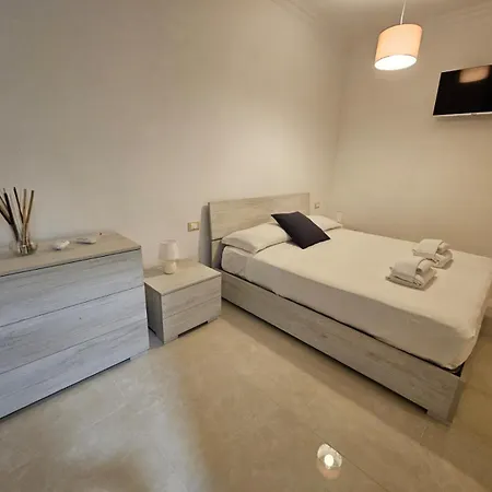 Be Your - Stendardi's House Rome